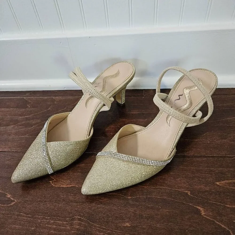 Nina Beckie Dress Pump Size 6 in Platino